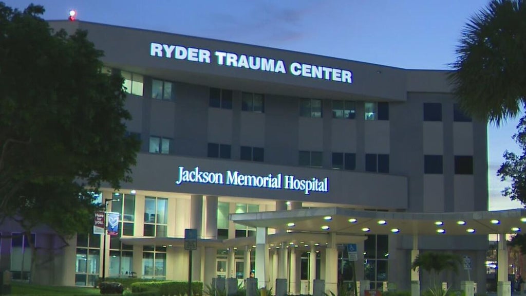 Man in critical condition after Miami shooting — CBS Miami, Coral Gables Community news