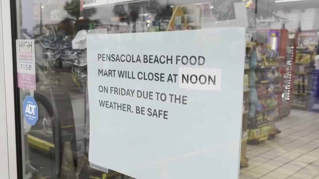 Time running out for Florida residents to prepare for impact from Hurricane Isaias — CBS Miami, Coral Gables Community news