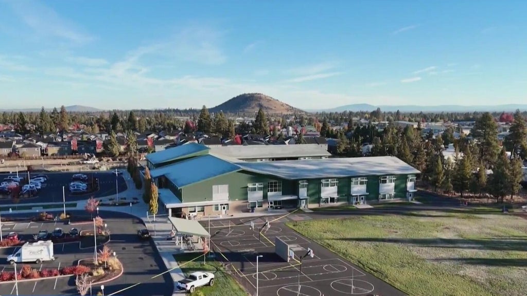 Memorial grows after school shooting in Bend, Oregon — CBS Miami, Coral Gables Schools news