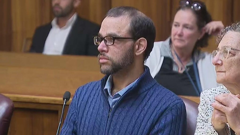 Jurors set to decide fate of man who pleaded guilty to killing estranged wife, daughters — CBS Miami, Coral Gables Community news