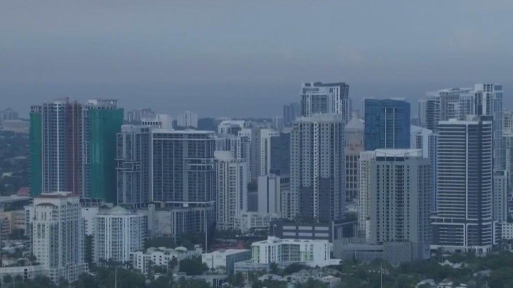 Fort Lauderdale, Wilton Manors mayors warn Amendment 3 could force service cuts, higher rents — CBS Miami, Coral Gables Government news