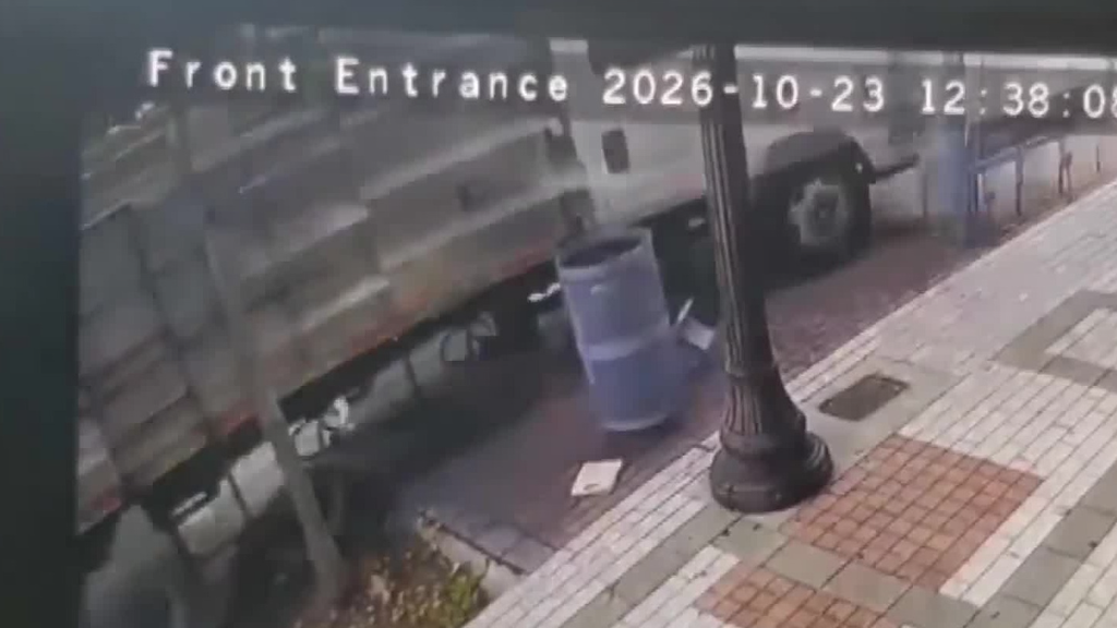 Landscaping truck crashes into bus bench, 3 North Miami businesses, sending 2 passengers to the hospital — CBS Miami, Coral Gables Real Estate news