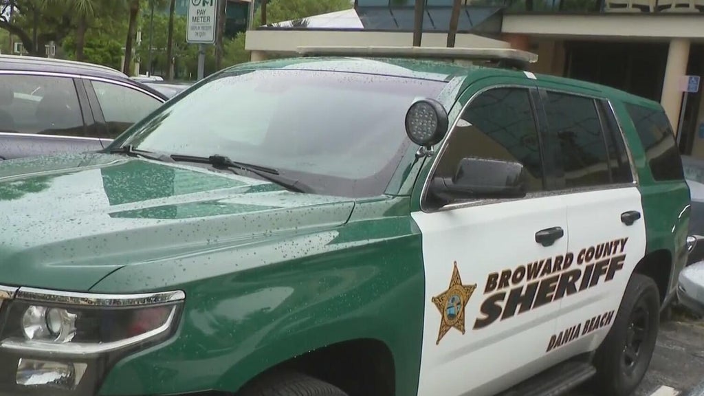 Broward mayor pushing to inspect Broward Sheriff’s Office training center — CBS Miami, Coral Gables Government news