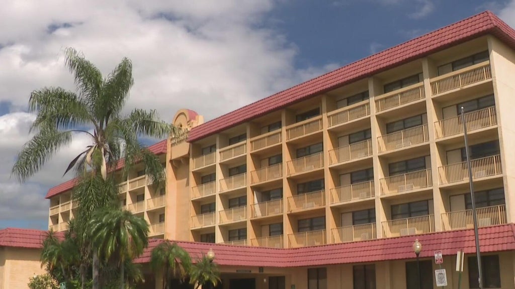 Plans are being made to turn a former hotel into housing for Broward veterans — CBS Miami, Coral Gables Community news