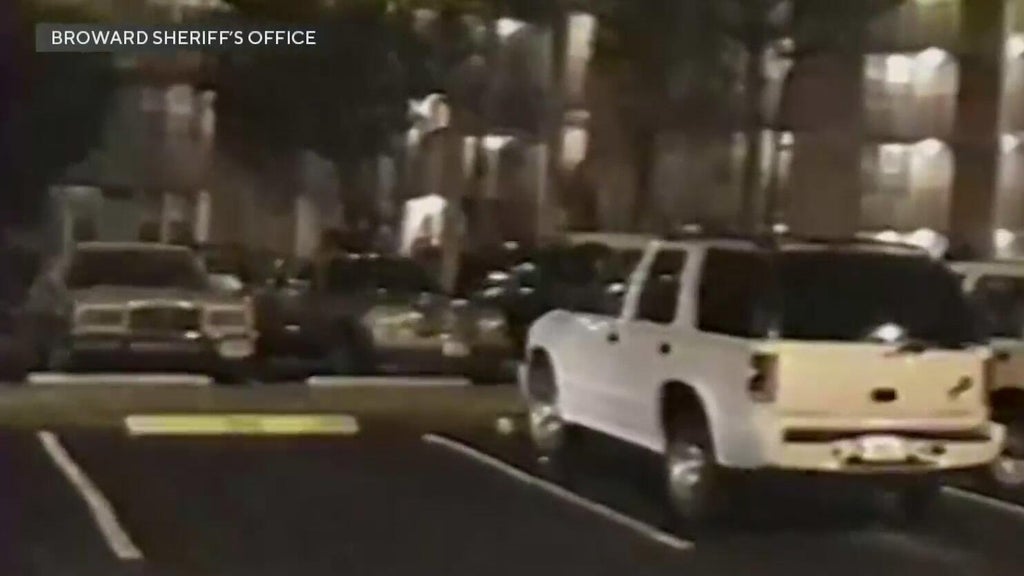 2 women arrested 19 years after man was murdered in Lauderdale Lakes apartment, BSO says — CBS Miami, Coral Gables Community news