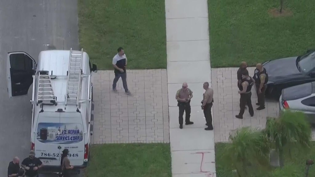 Gunman who shot pregnant woman and himself in SW Miami-Dade had a previous domestic violence case — CBS Miami, Coral Gables Community news