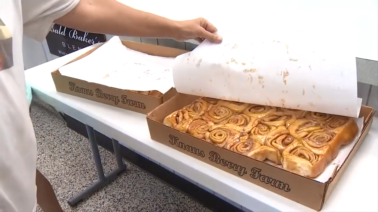Yelp says Knaus Berry Farm in SW Miami-Dade has Florida’s best cinnamon rolls — Coral Gables Community news