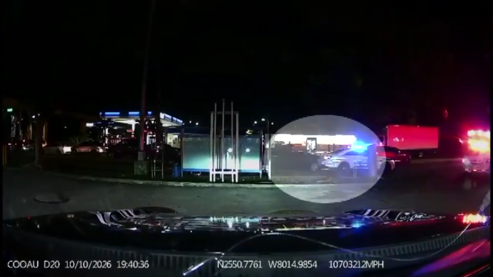 Dashcam video shows man crash into stopped MDSO cruiser, ditch alcohol container during traffic stop — WSVN 7 Miami-Dade