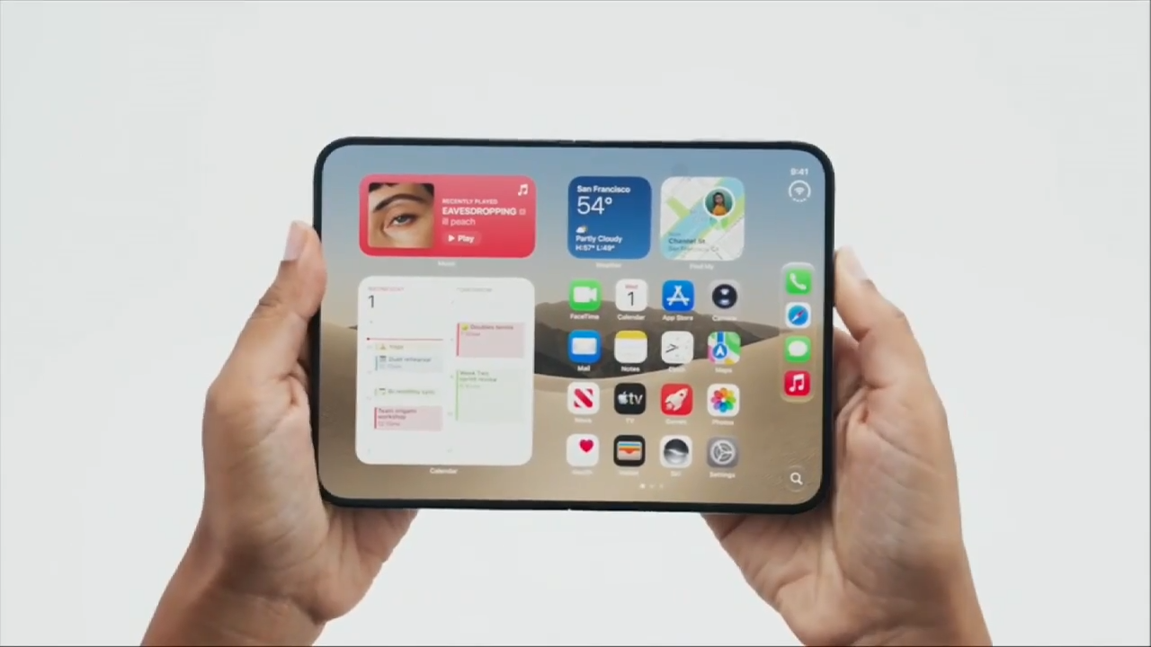 Line forms outside Apple store on Lincoln Road  ahead of iPhone Duo release as anticipation builds for foldable phone — WSVN 7 Miami-Dade, Coral Gables Technology news