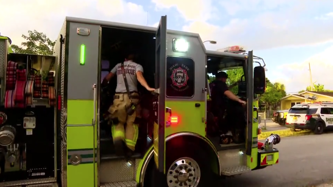 Northwest Miami-Dade man hospitalized after reportedly being set on fire — WSVN 7 Miami-Dade, Coral Gables Health news