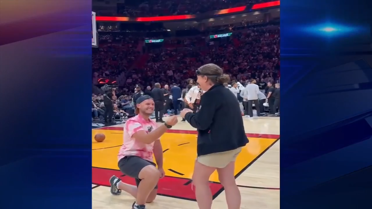 Miami Heat fan proposes to girlfriend during game — Coral Gables Sports news