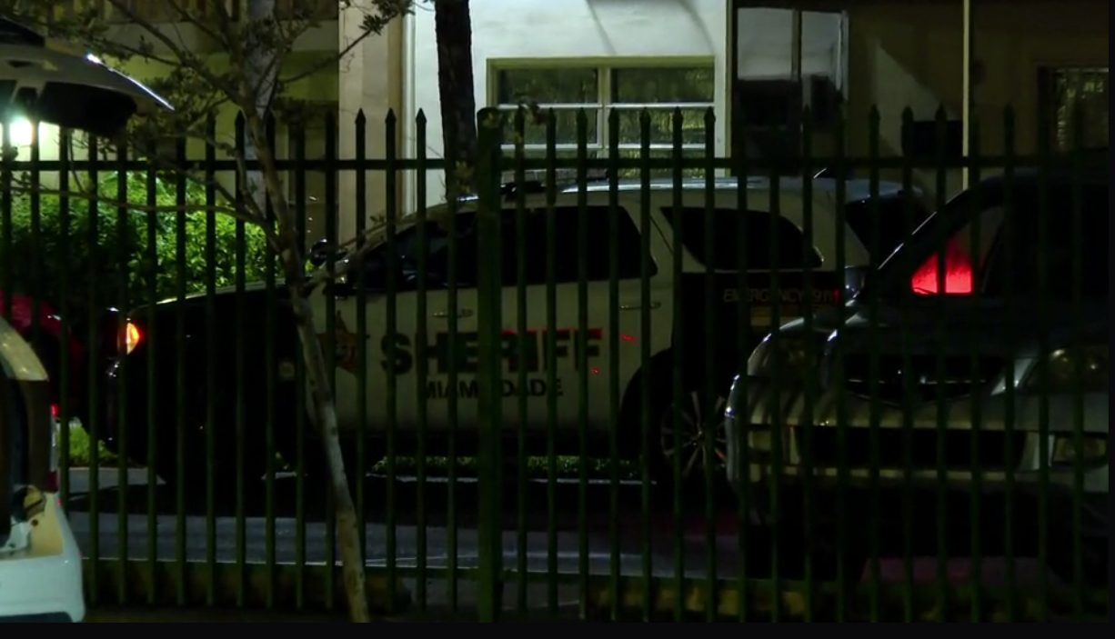 Man, woman dead after domestic-related murder-suicide shooting in NE Miami-Dade — WSVN 7 Miami-Dade