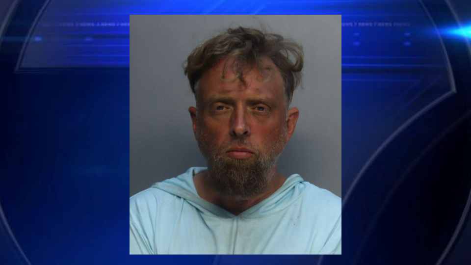 Man breaks into plastic surgery center, takes $500 breast implant and food, deputies say — WSVN 7 Miami-Dade